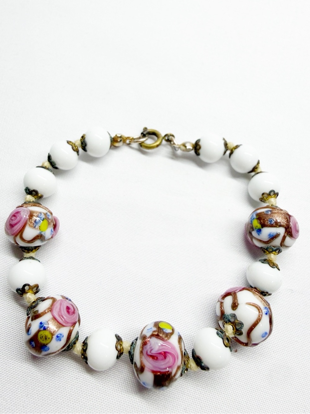 Vintage Hand Painted Porcelain Floral Venetian Wedding Cake Bead Bracelet